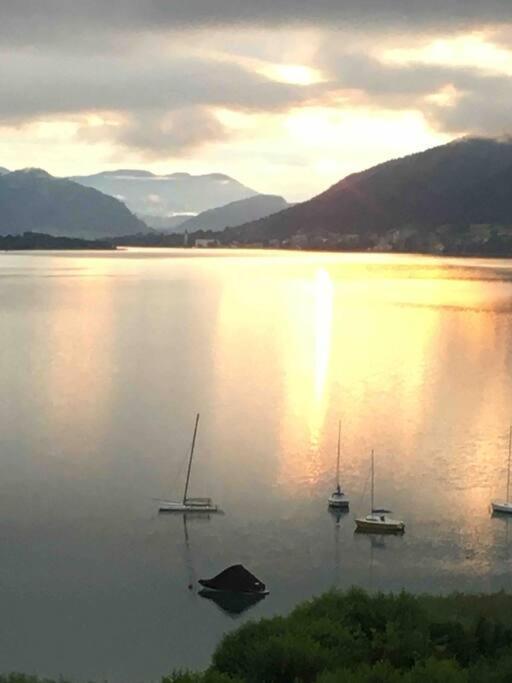 Appartement Mit Seeblick Am Ossiacher See Villach Exteriér fotografie